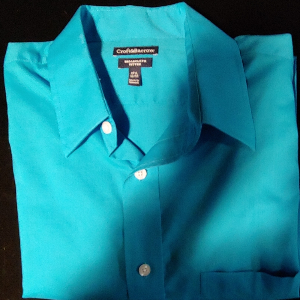 Men's Athletic Fitted Spread Collar Dress Shirts